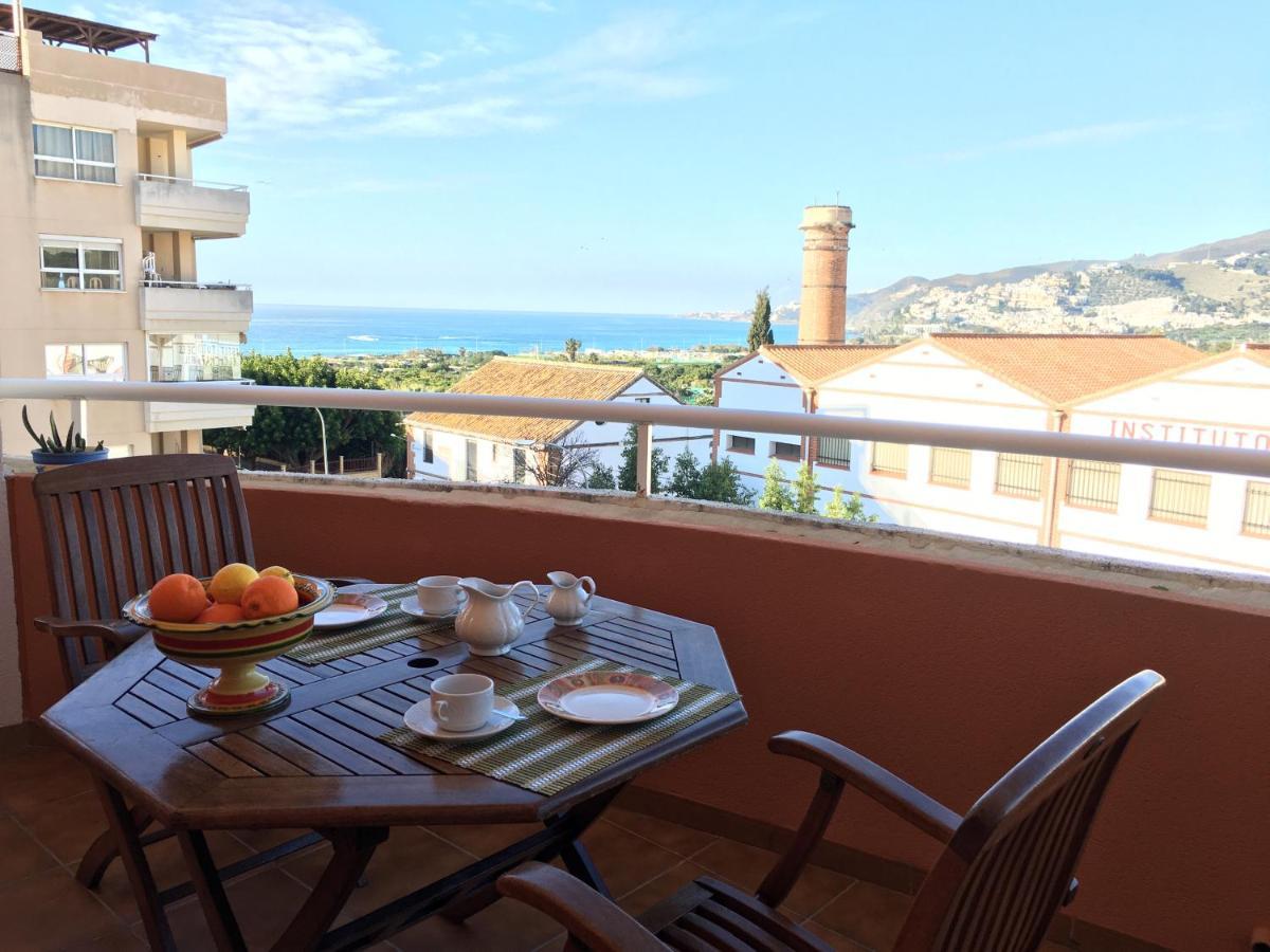Appartamento El Balcon De Mar Nerja Esterno foto