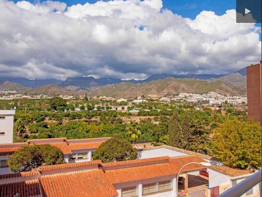 Appartamento El Balcon De Mar Nerja Esterno foto